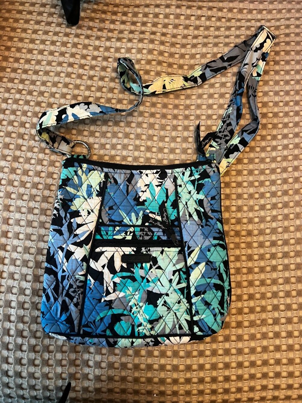 Vera Bradley Camofloral Crossbody Bag Retired Pattern